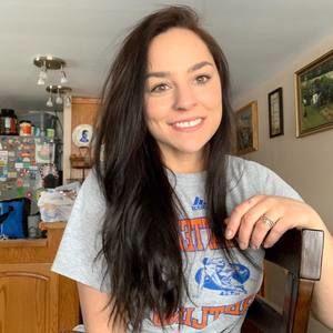 Meet your Posher, Alicia